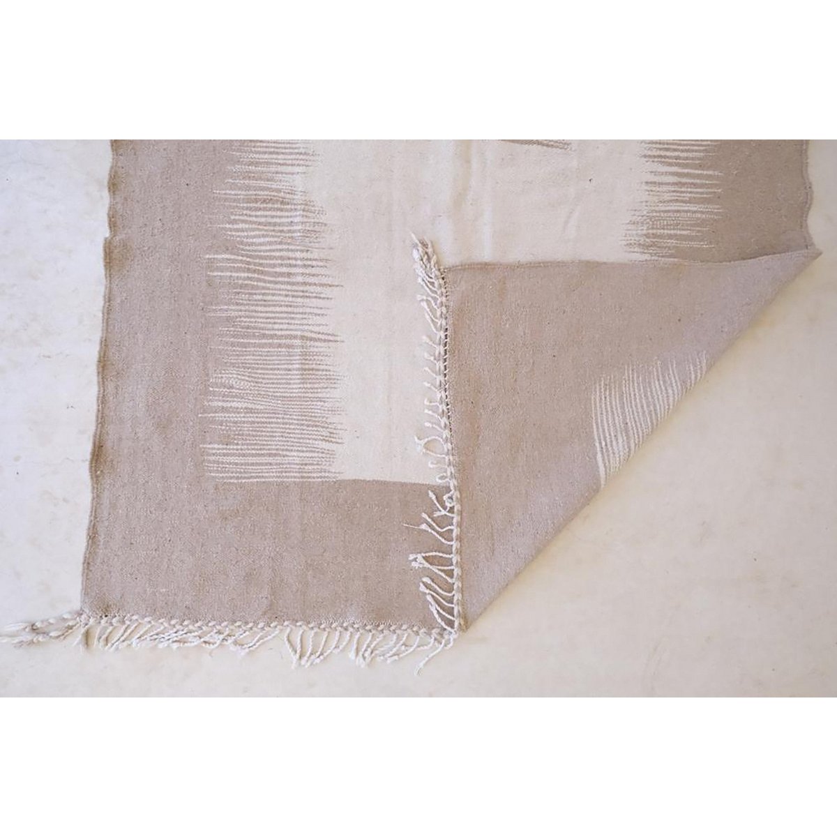 Moroccan Kilim Berber Wool Rug 175 x 304 cm - Beige