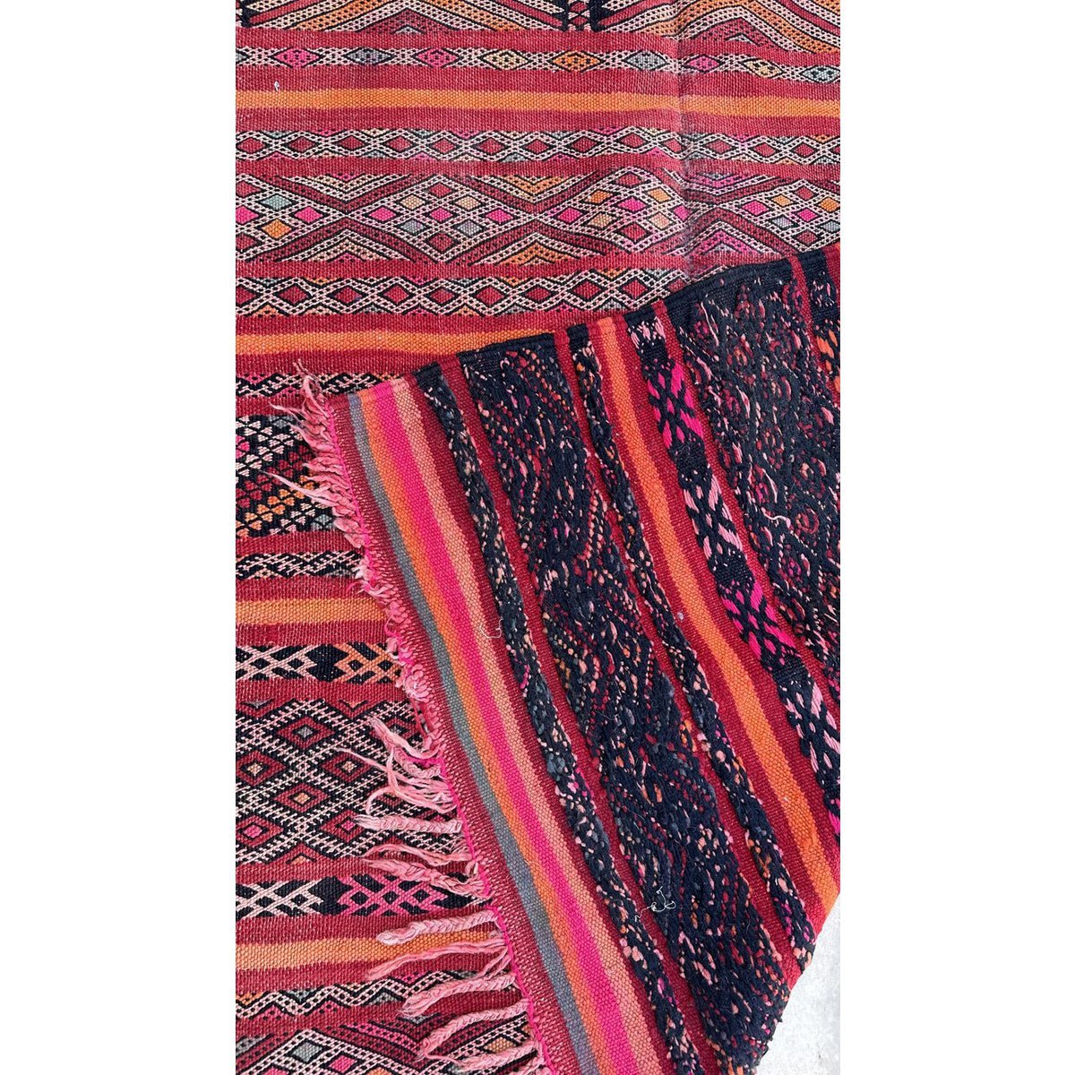 Moroccan Kilim Berber Wool Rug 150 x 285 cm - Red