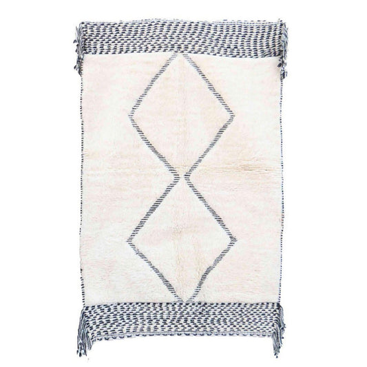 Moroccan Berber Wool Rug 136 x 213 cm - Black Diamonds